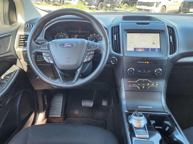 Photo of 2020 Magnetic Metallic Ford Edge