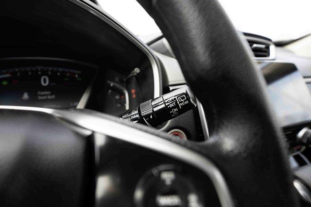 Photo of 2022 Platinum White Pearl Honda CR-V