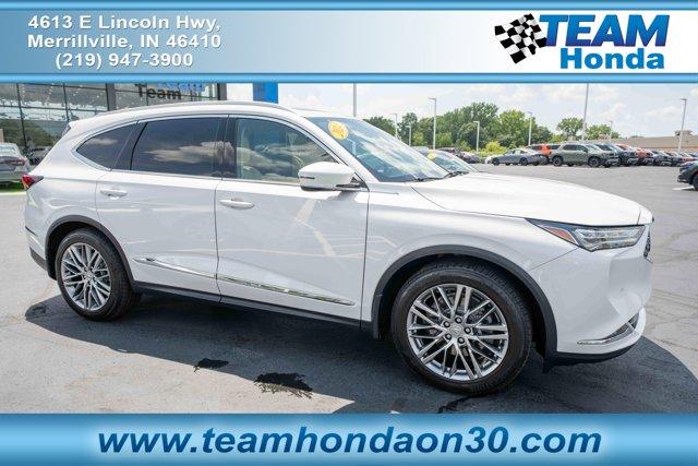 Photo of 2024 White Acura MDX