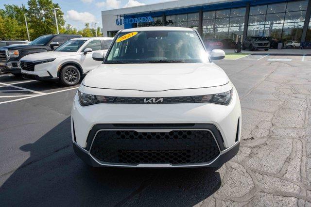 Photo of 2023 Snow White Pearl Kia Soul