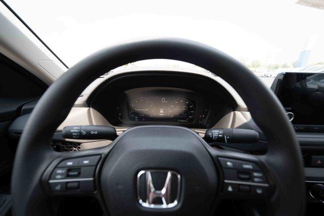 Photo of 2025 Meteorite Gray Metallic Honda Accord