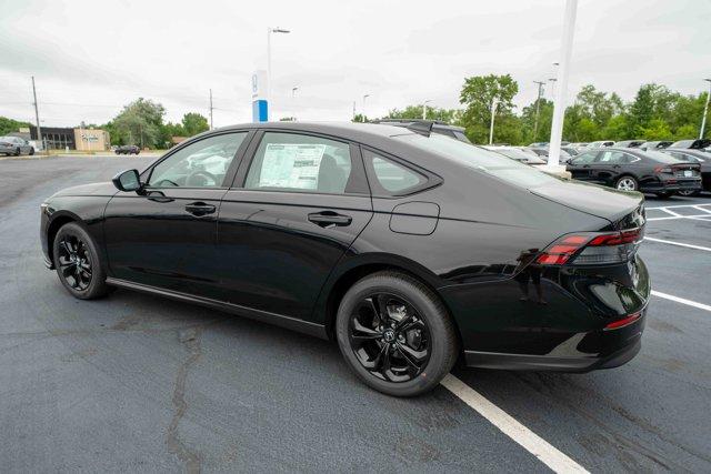 Photo of 2025 Crystal Black Pearl Honda Accord
