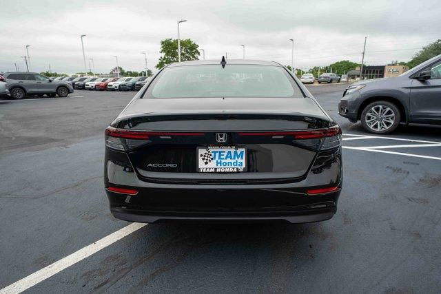 Photo of 2025 Crystal Black Pearl Honda Accord