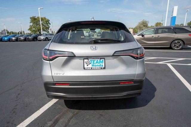 Photo of 2025 Lunar Silver Metallic Honda HR-V