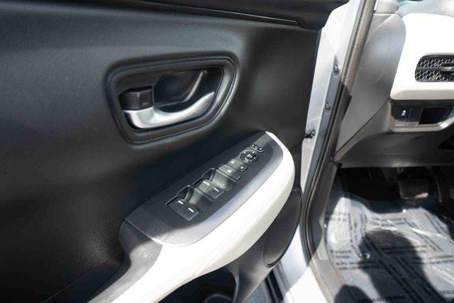 Photo of 2025 Lunar Silver Metallic Honda HR-V