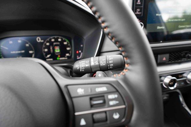 Photo of 2026 Platinum White Pearl Honda CR-V Hybrid