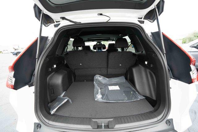 Photo of 2026 Platinum White Pearl Honda CR-V Hybrid