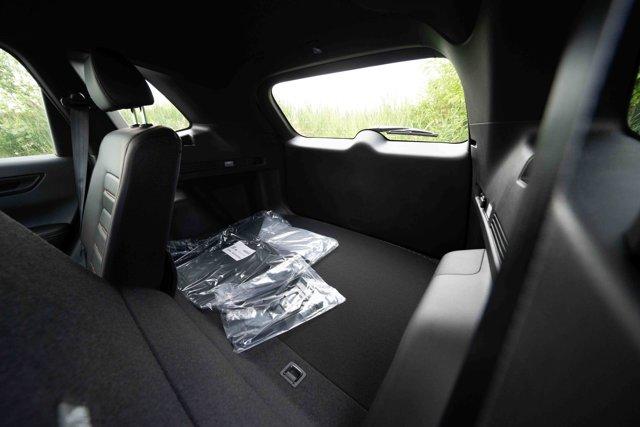 Photo of 2026 Platinum White Pearl Honda CR-V Hybrid