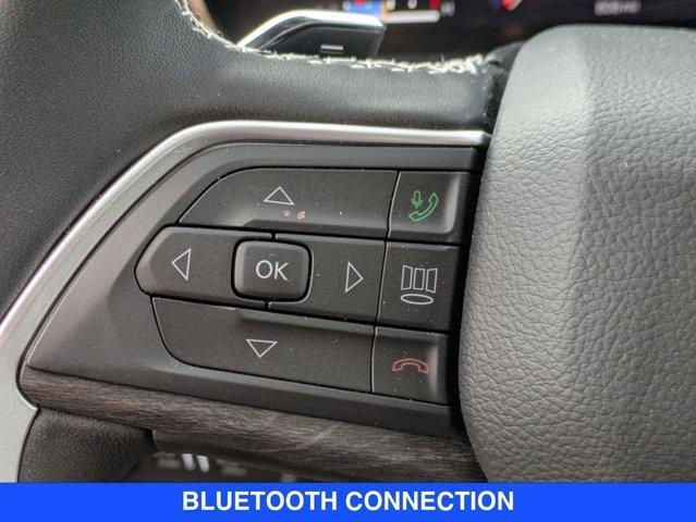Photo of 2025 Diamond Black Jeep Grand Cherokee L