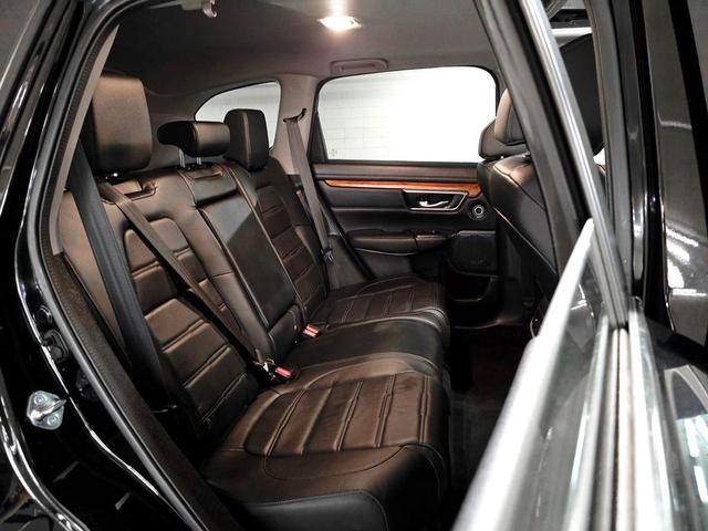 Photo of 2020 Crystal Black Pearl Honda CR-V Hybrid