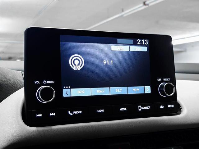 Photo of 2024 Platinum White Pearl Honda HR-V
