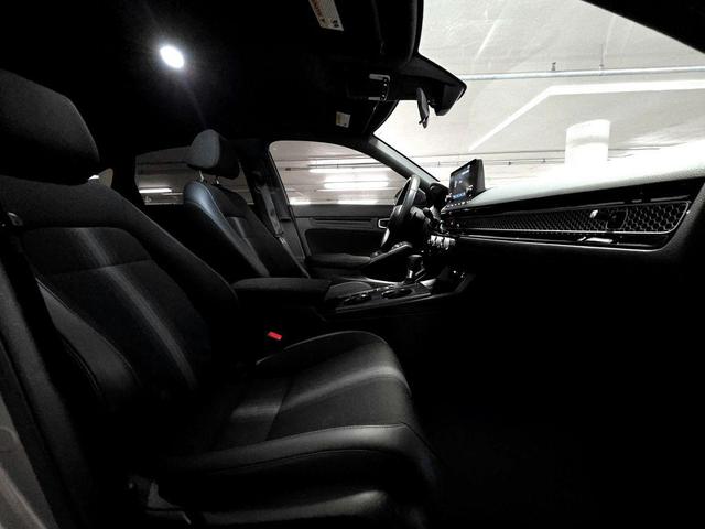 Photo of 2023 Lunar Silver Metallic Honda Civic