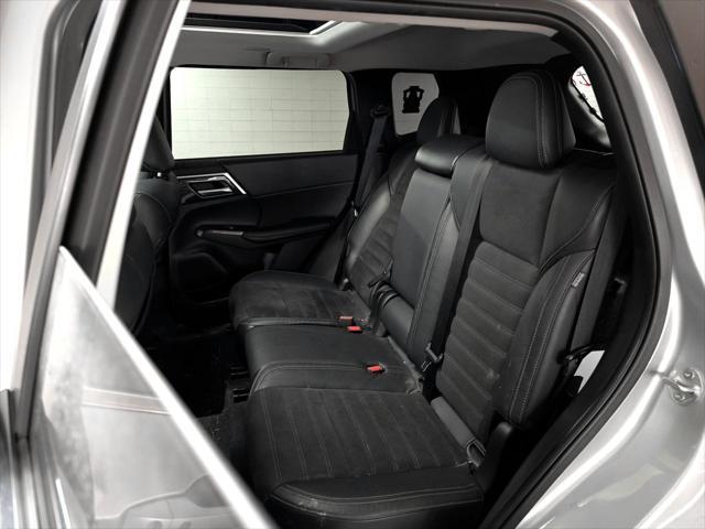 Photo of 2022 Alloy Silver Metallic Mitsubishi Outlander