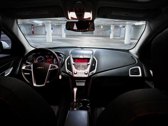 Photo of 2011 Olympic White GMC Terrain