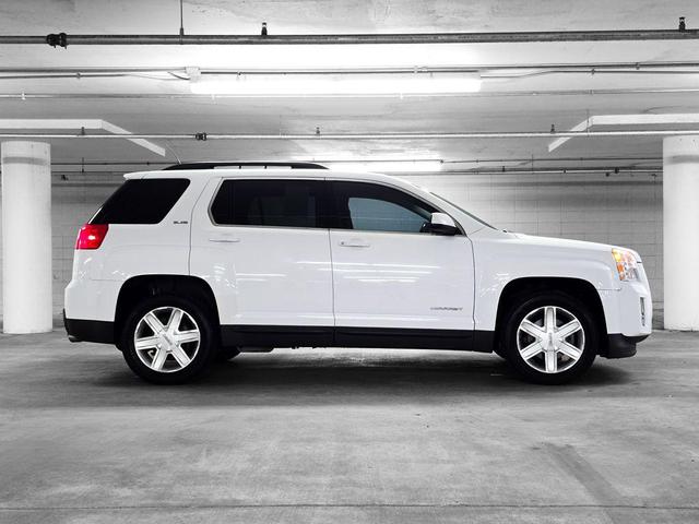 Photo of 2011 Olympic White GMC Terrain