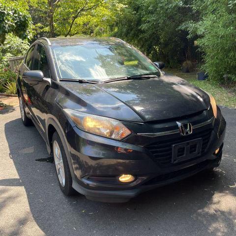 Photo of 2016 Modern Steel Metallic Honda HR-V