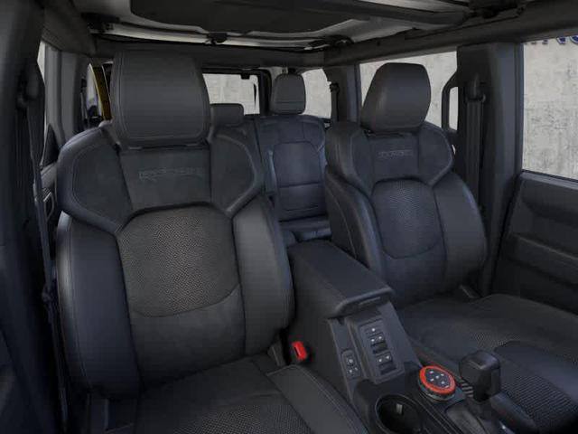 Photo of 2025 SHELTER GREEN Ford Bronco