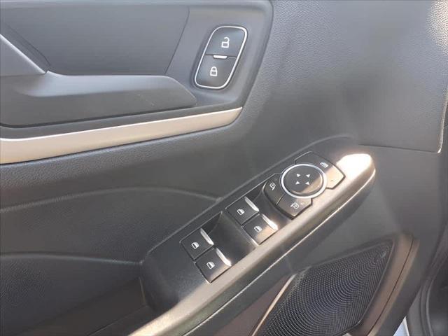 Photo of 2022 Iced Blue Silver Metallic Ford Escape