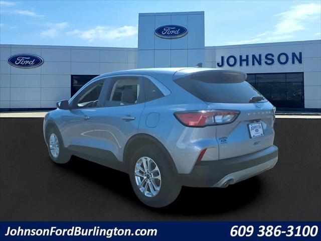 Photo of 2022 Iced Blue Silver Metallic Ford Escape