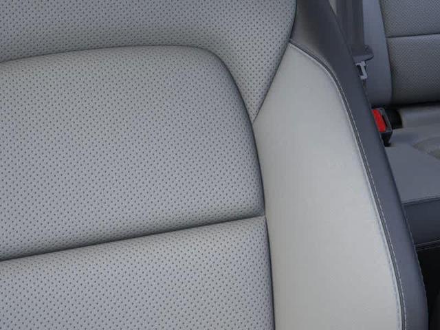 Photo of 2026 STAR WHITE Ford Escape