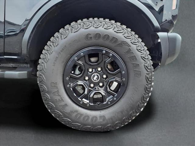 Photo of 2023 Shadow Black Ford Bronco