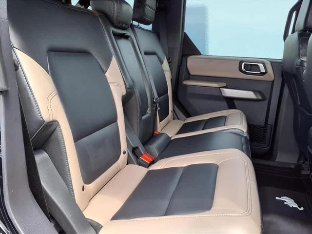 Photo of 2023 Shadow Black Ford Bronco