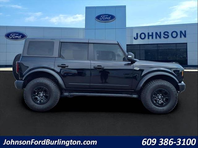 Photo of 2023 Shadow Black Ford Bronco