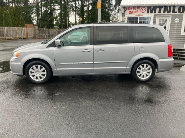 2015 Chrysler Town & Country