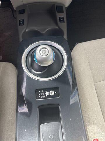 Photo of 2012 Cayenne Red Nissan Leaf
