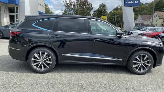 Photo of 2025 Black Acura MDX