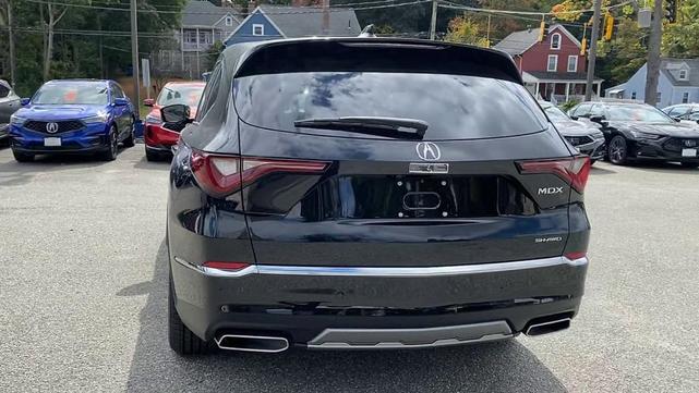 Photo of 2025 Black Acura MDX