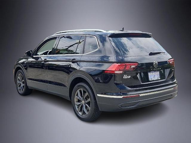 Photo of 2022 Deep Black Pearl Effect Volkswagen Tiguan