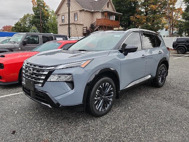 Photo of 2024 Boulder Gray Metallic Nissan Rogue