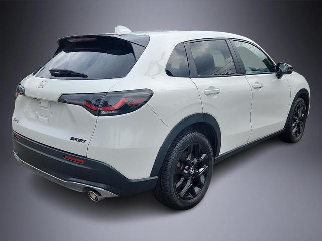 Photo of 2023 Platinum White Pearl Honda HR-V