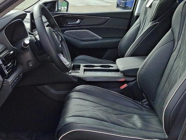 Photo of 2025 White Acura MDX