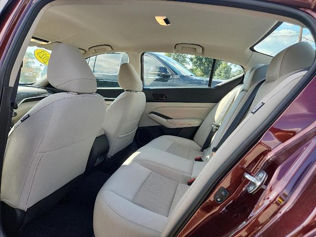 Photo of 2023 Garnet Pearl Nissan Altima