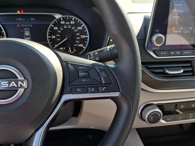 Photo of 2023 Garnet Pearl Nissan Altima
