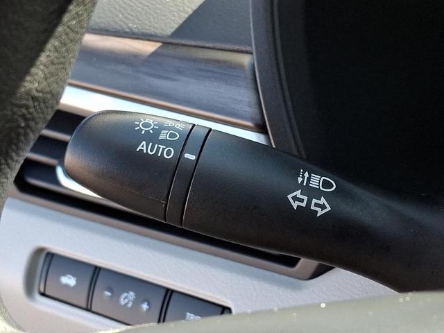 Photo of 2023 Garnet Pearl Nissan Altima
