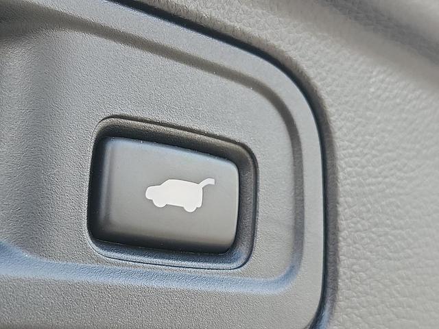 Photo of 2022 Platinum White Pearl Honda Pilot