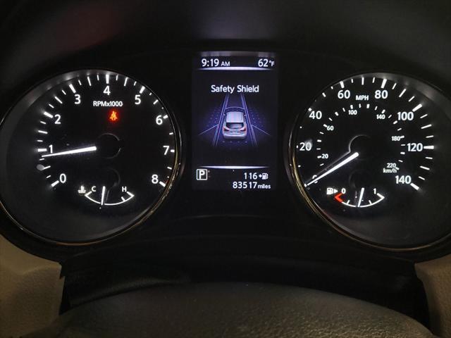 Photo of 2018 Pearl White Nissan Rogue Sport