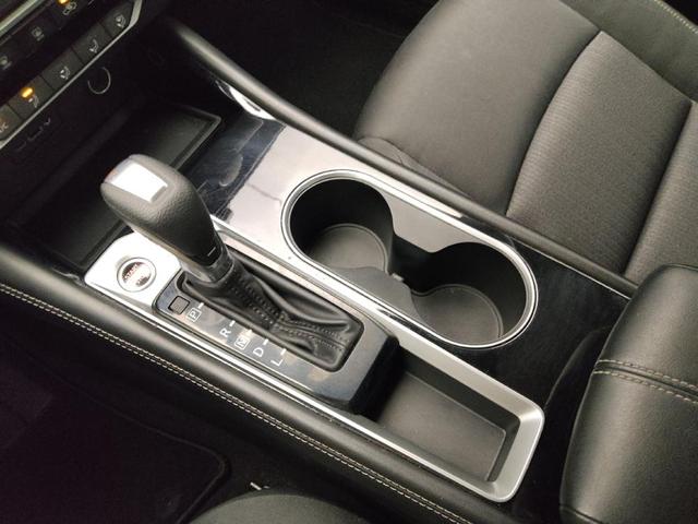 Photo of 2023 Red Nissan Altima