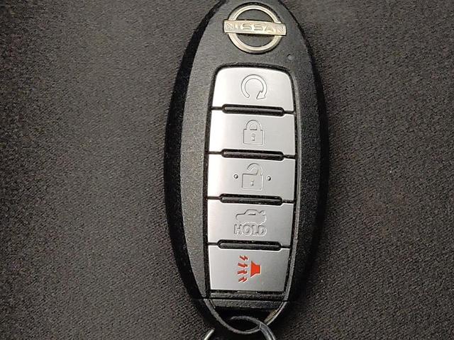 Photo of 2023 Red Nissan Altima