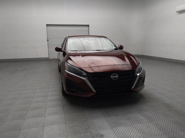 Photo of 2023 Red Nissan Altima