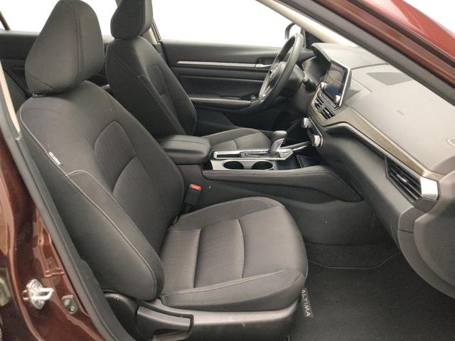 Photo of 2023 Red Nissan Altima