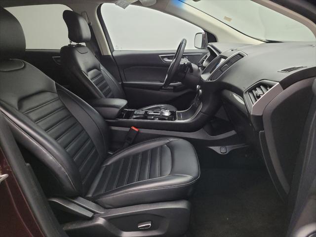 Photo of 2019 Red Ford Edge