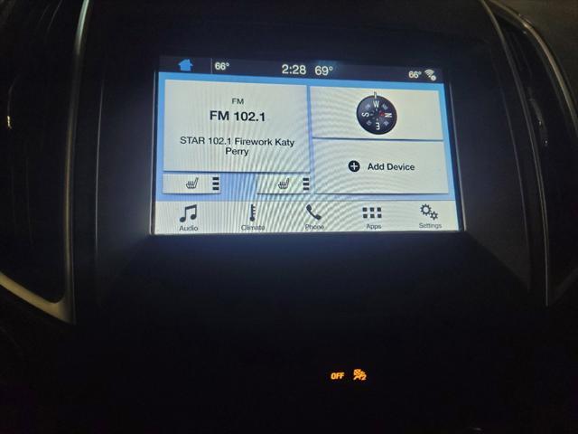 Photo of 2019 Red Ford Edge