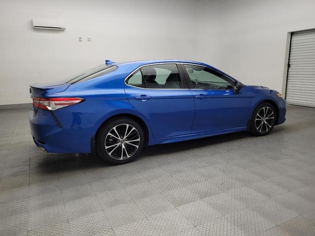 Photo of 2020 Blue Streak Metallic Toyota Camry