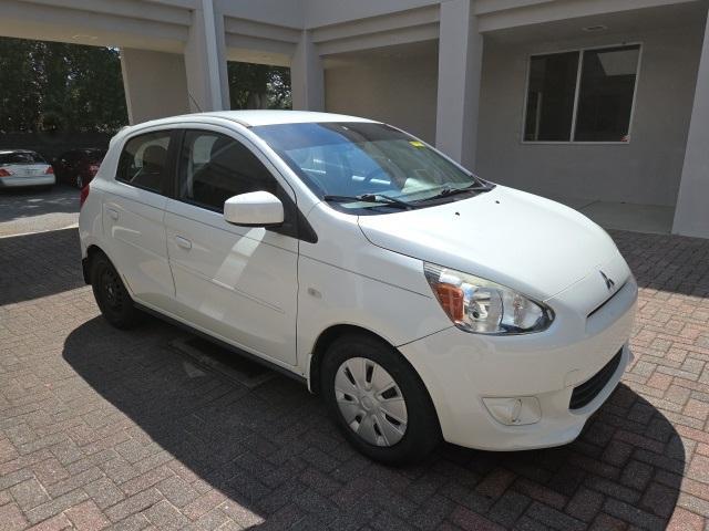 Photo of 2015 Cloud White Mitsubishi Mirage