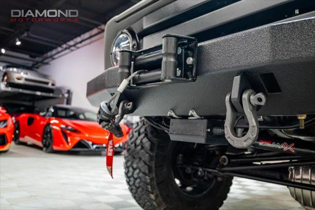 Photo of 1975 Matte Gray Ford Bronco