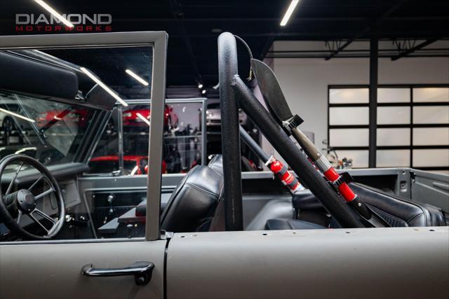 Photo of 1975 Matte Gray Ford Bronco